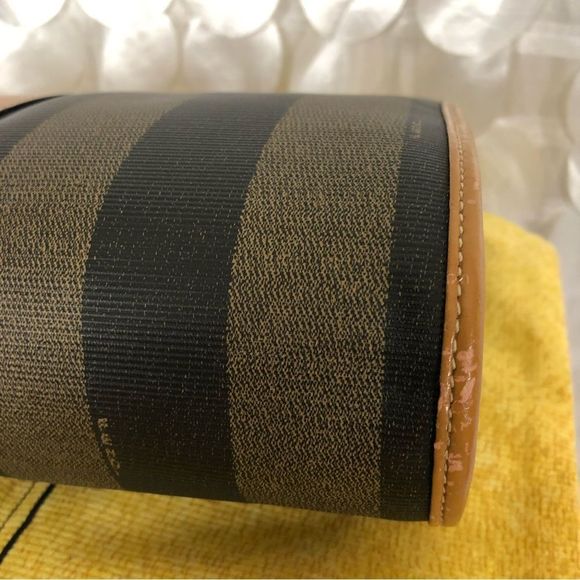 Vintage @ authentic Fendi Pequin  Clutch Handbag Late 80’s - Picture 3 of 16